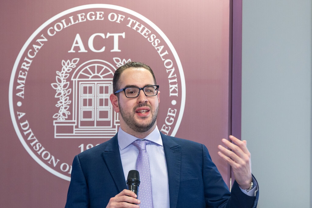 ACT faculty member Christos Aliprantis mentors public high school students