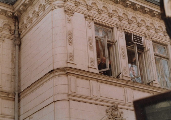  AMBASADOR GREEN AT THE US EMBASSY IN BUCHAREST, DECEMBER 1989PHOTO CREDIT: ALEC MALLY